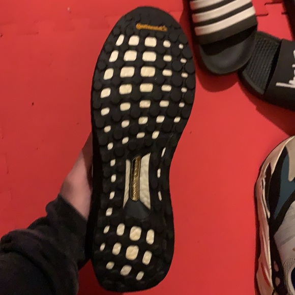 Bape x Adidas Ultraboost sz 10.5 M (rare) - Picture 3 of 3